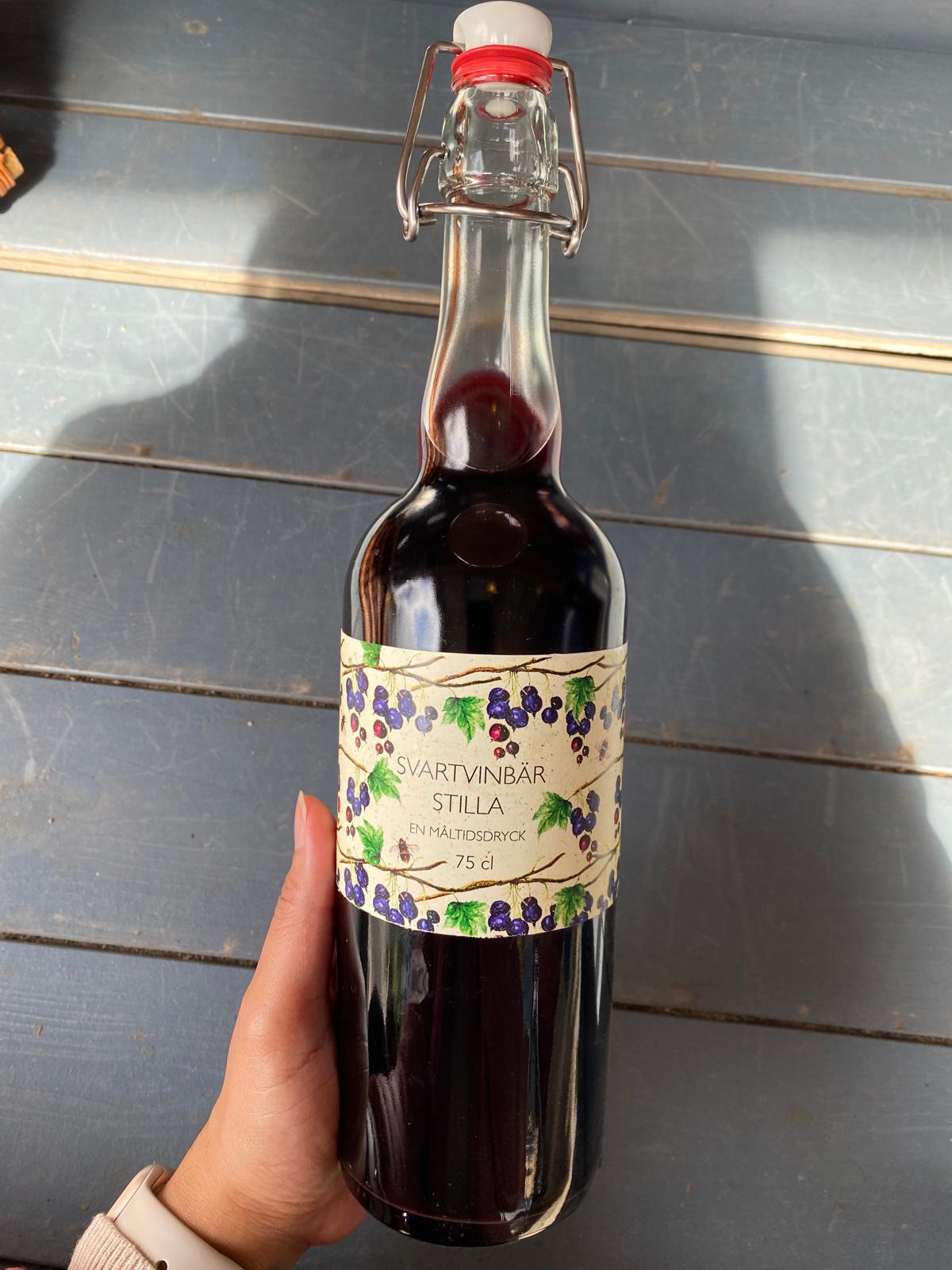 SVARTVINBÄR STILLA 75 cl